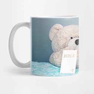 Teddy bear prays before bed Mug